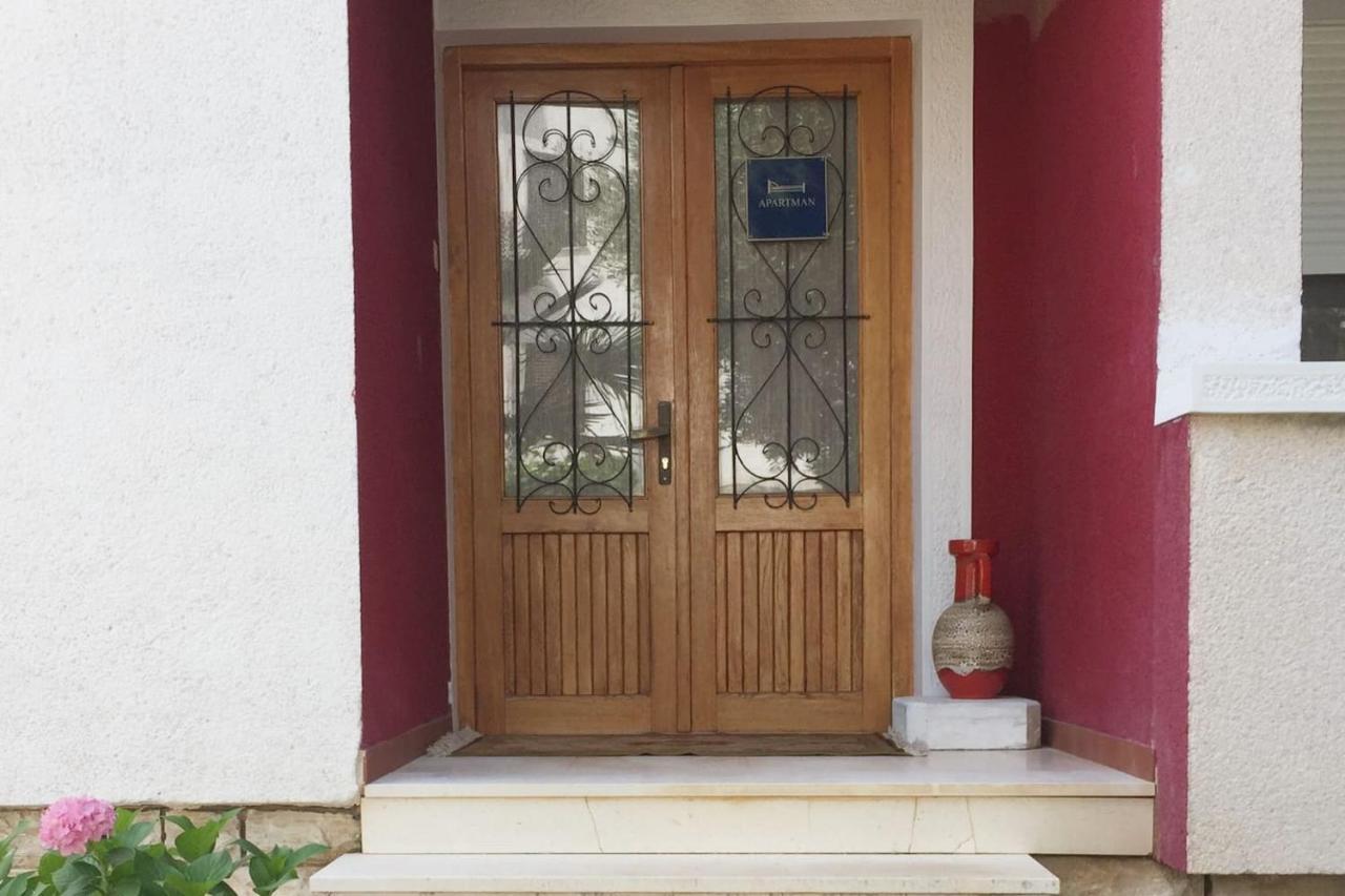 Domic ,Two Bedrooms Whit Large Terrace Нивице Экстерьер фото